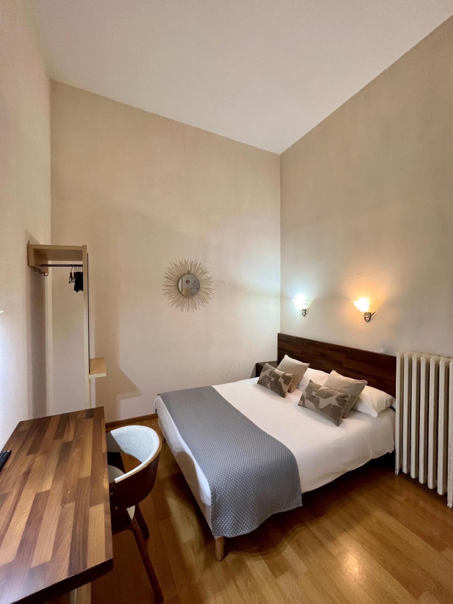 Hotel Des Beaux Arts Parijs Kamer foto